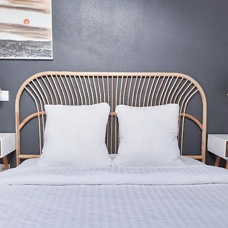 Duplex Lumineux Avec Bureau Separe Dans Le Centre Lägenhet Bordeaux Exteriör bild